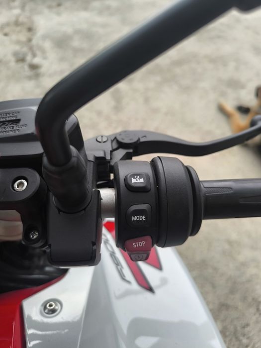 BMW F900R 8000km