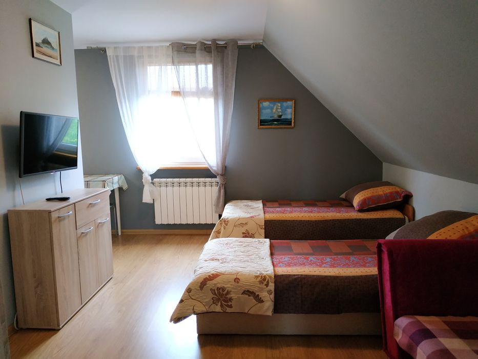 Noclegi , dom do wynajecia, Agroturystyka "Agrozacisze"