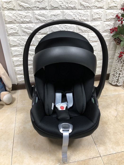 Автокрісло CYBEX Cloud T Plus i-Size Група 0+ (0-13 кг) автолюлька