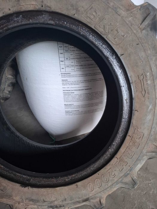 Opony Rolnicze 250/80/18