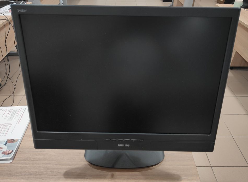 Monitor Philips 24 cale obrotowy z regulowaną wysokością podstawy