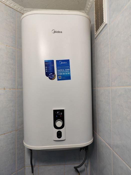 Бойлер 50л  Midea D50-20ED2(D) ( потребує ремонту)