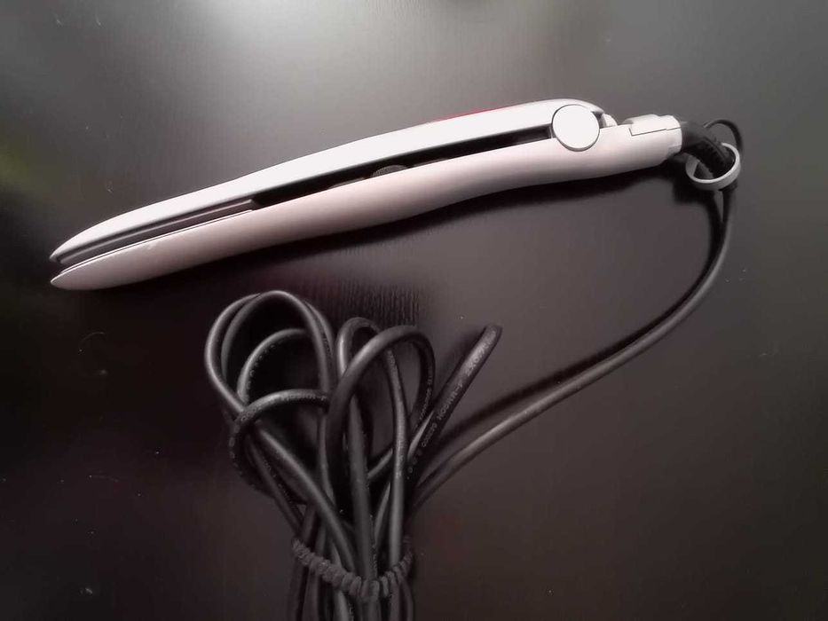 Prancha de cabelo de alizamento e ondulação - usado