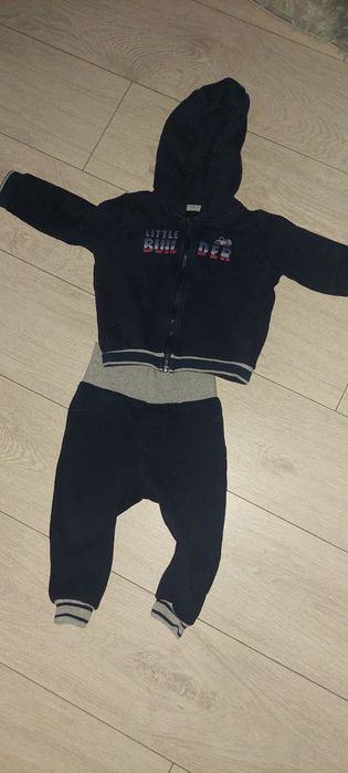 Dres niemowlęcy ocieplany rozm.74/80