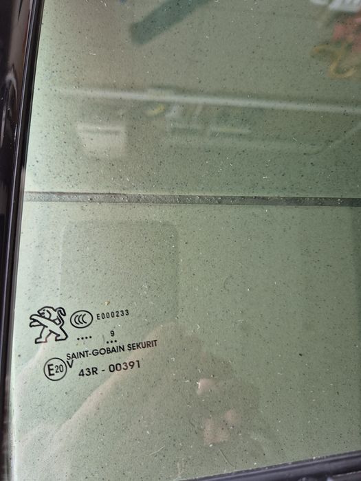 Oryginalna szyba lewy tył peugeot II 508
