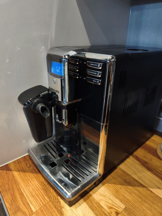 Express Philips latte go