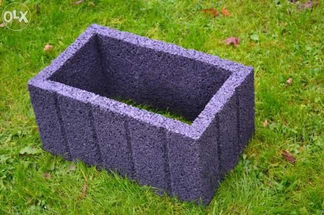 Gazon , gazony 50 x 30. Producent .