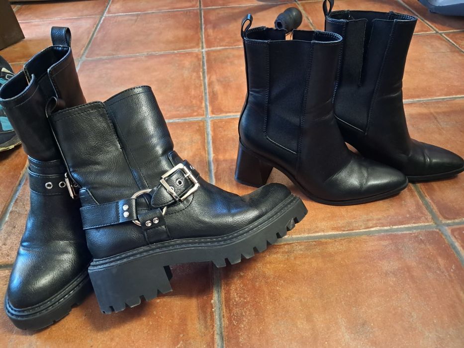 Dois pares de Botas como novas