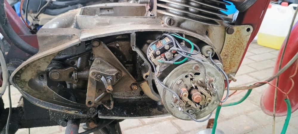 Silnik Jawa 350 Kyvacka Panelka