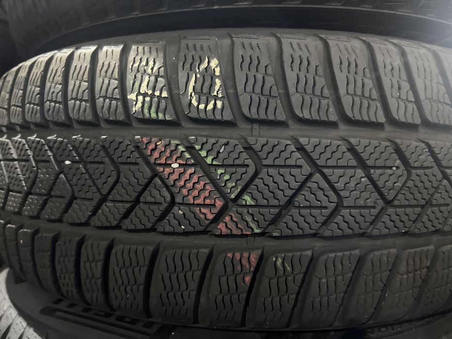 225/55 R17 Pirelli Sottozero 3 Комплект ,ПАРА  шини б/в зима  RUNFLAT