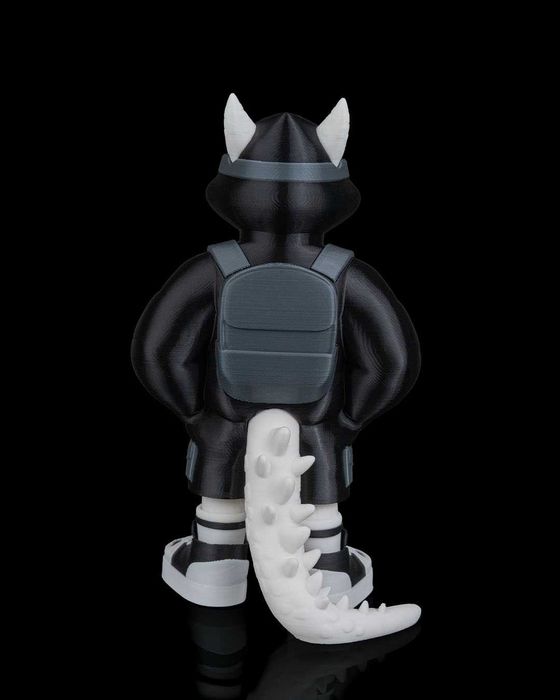 Tylrethar „Tyler” – designerski smok z charakterem