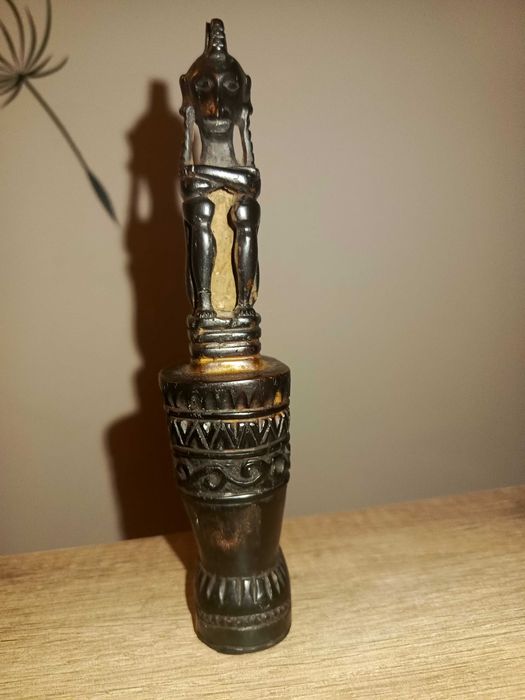 Ozdobna figurka afrykańska – ręcznie wykonana