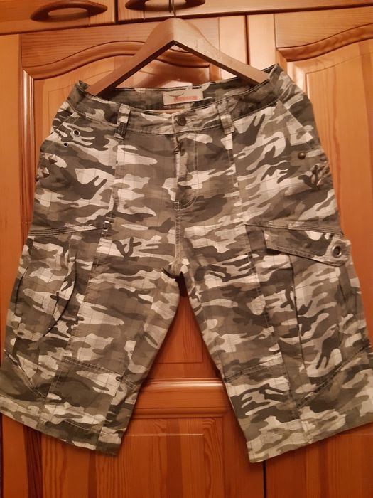 Moro krótkie spodenki