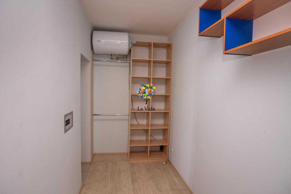 Продаж 3-к квартири з ремонтом та меблями с. Нові Петрівці, вул. Європейська, 8