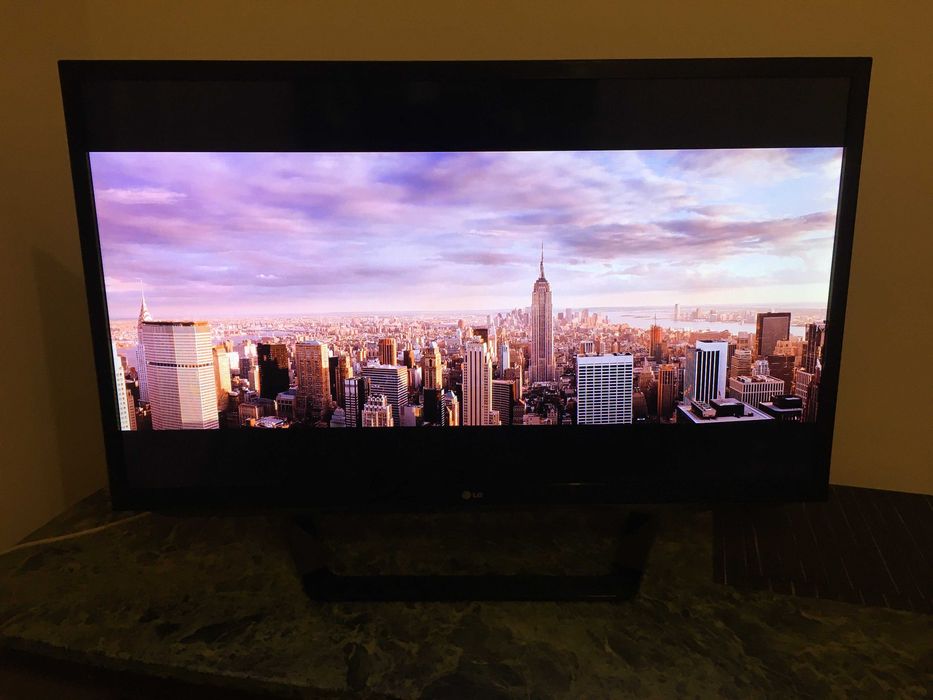 TELEWIZOR LG 42lm620 led 42 cale