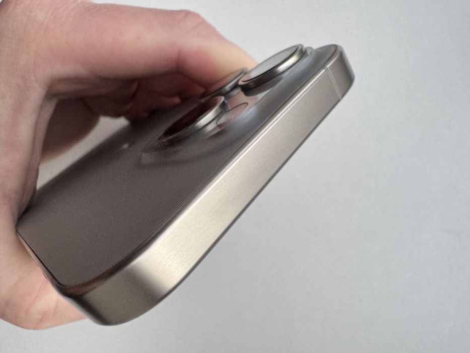 iPhone 15pro 128гб