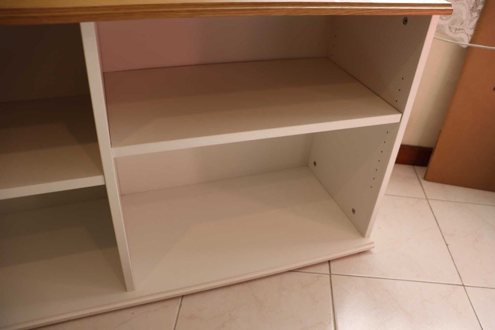 Móvel de TV, Skruvby, Ikea