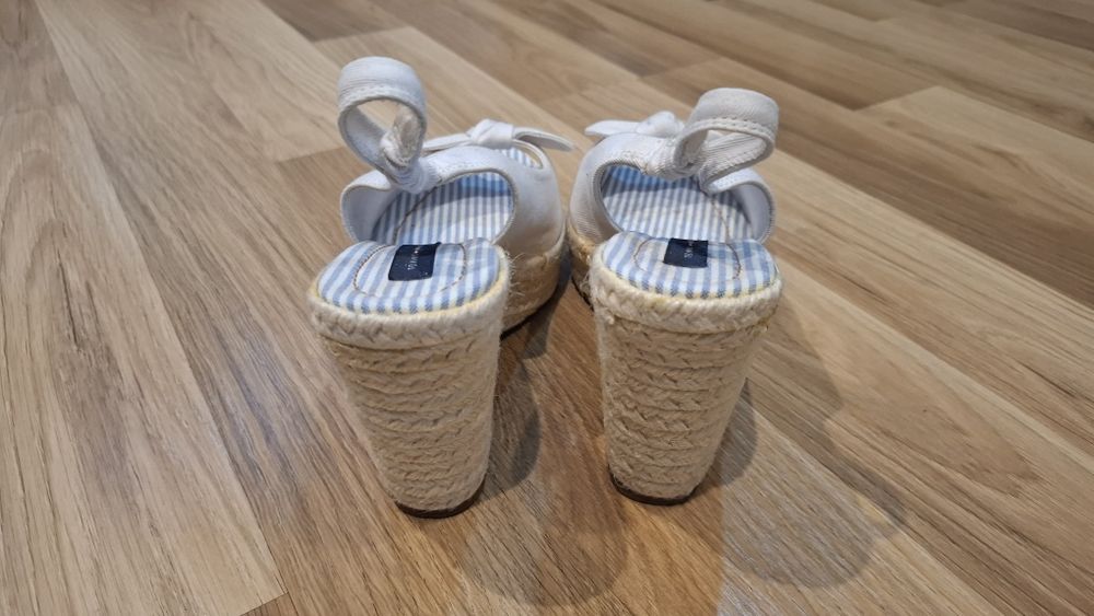 Sprzedam nowe buty