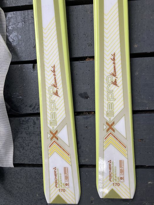 Narty skiturowe FISCHER + Foki