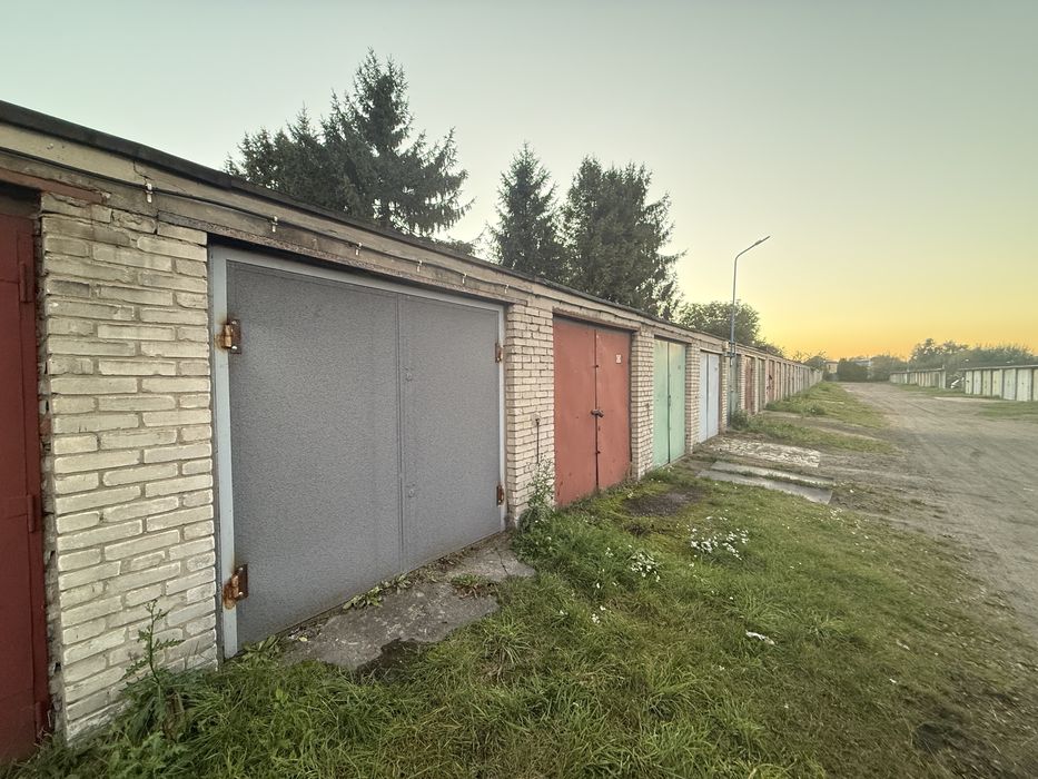 Garaz na Osadzie Jana,  Chopina- do wynajęcia
