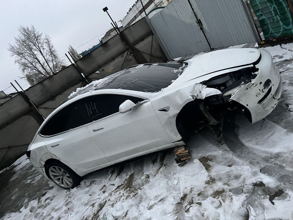Разборка Тесла модель 3 Tesla model 3 Разборка Киев
