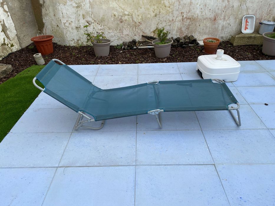 Espreguiçadeira de Metal 3 Pernas Relax