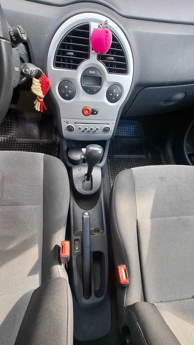 Samochód Renault Modus