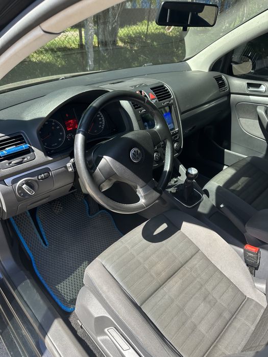 Volkswagen Golf 5 2007  1.4 газ/бенз