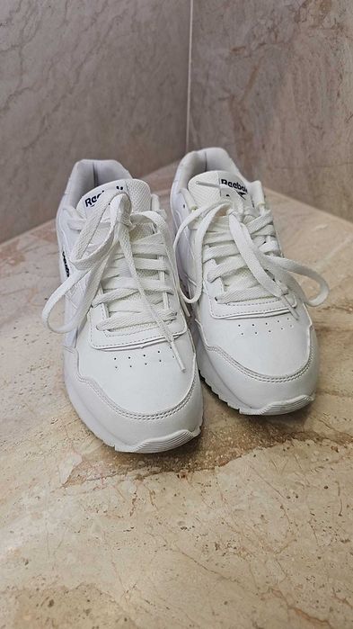 Buty sportowe Reebok, rozm 36,5 białe - jak NOWE