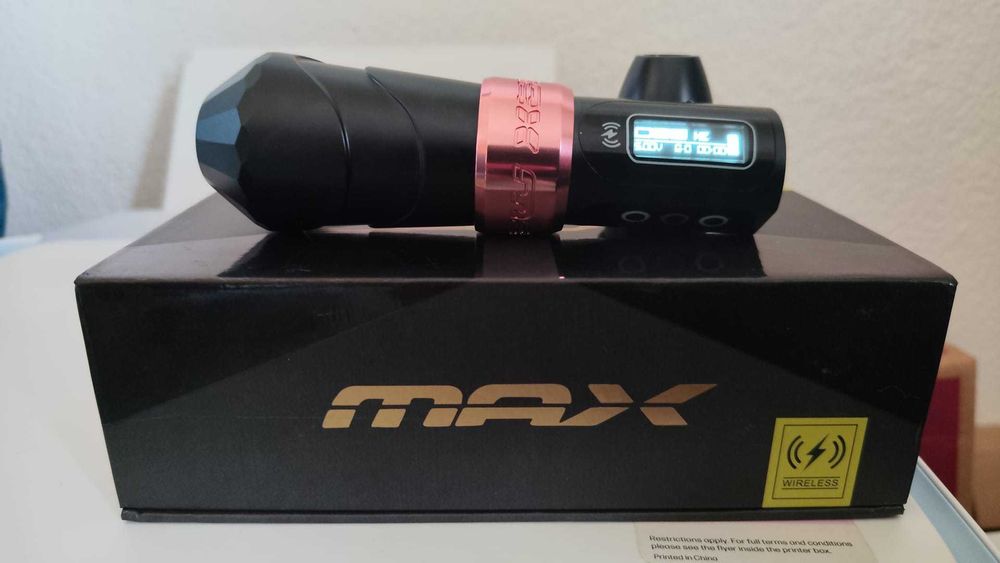 Máquina de Tatuagem YILONG MAX Wireless 2400mAh 10000RPM – Nova