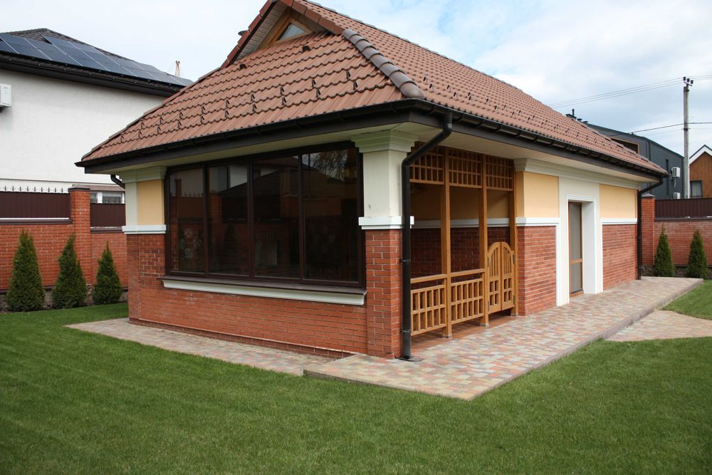 Продаж будинку з великим монолітним підвалом в Крюківщині