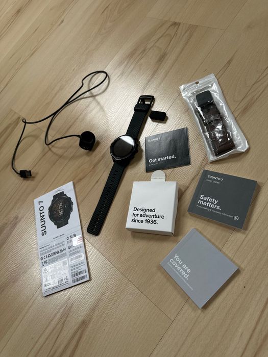 Zegarek suunto 7 Black model OW185
Designer in Poland