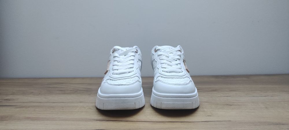 Guess 33 jak nowe