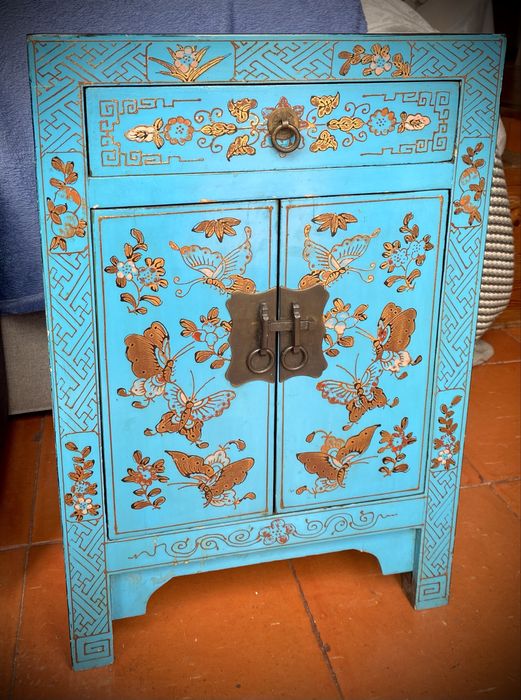 Aparador Oriental em Madeira Laqueada Azul – Estilo Chinês