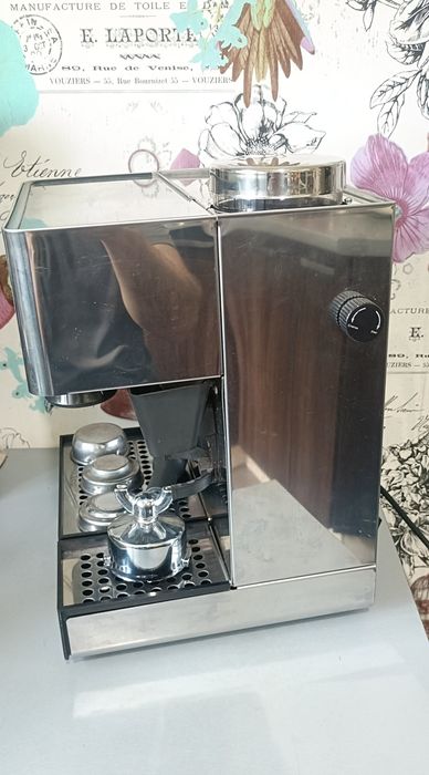 Кавоварка La Pavoni італійська кавомашина
