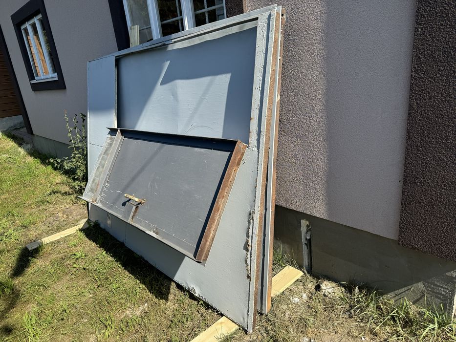 Гаражні Ворота