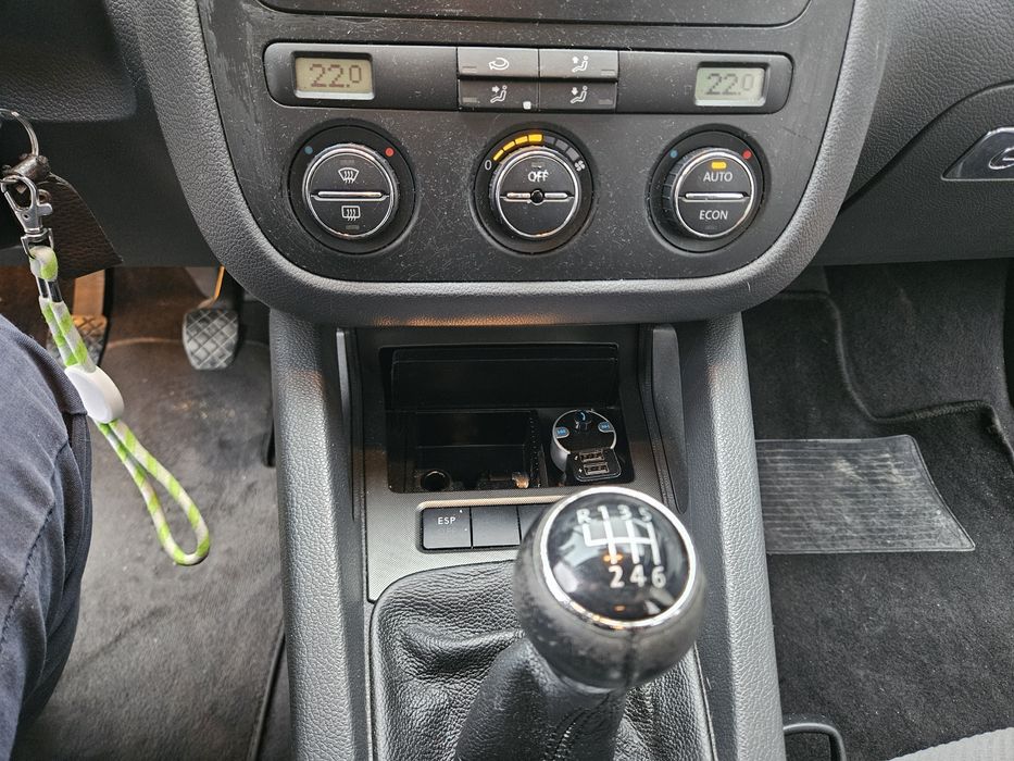 Vendo VW Golf 1.9 TDI ConfortLine