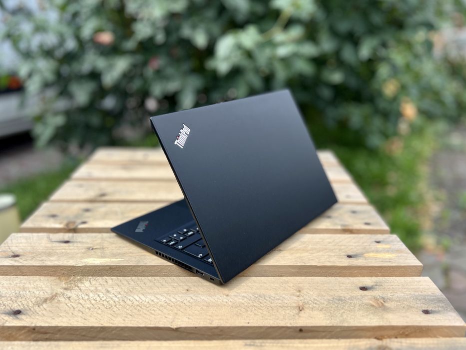 Ноутбук Lenovo ThinkPad T14s G1/Ryzen 5 4650U/16GB+256GB/14.0"FHD IPS