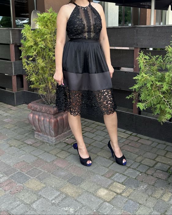 Чорна сукня вечірня