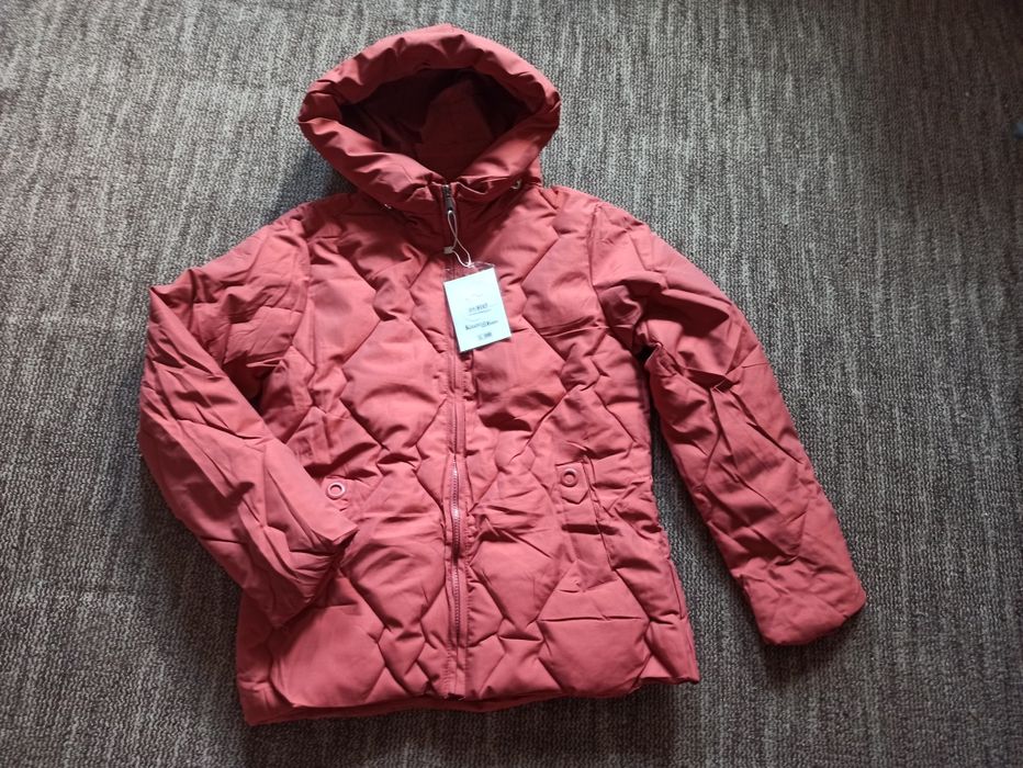 Куртка весняна жіноча