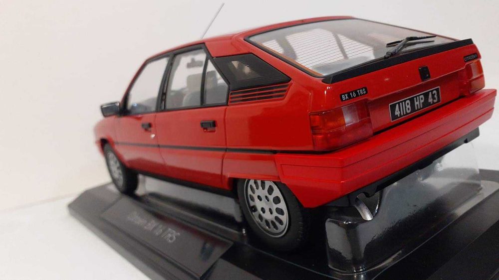 1/18 Citroen BX 16 TRS - Norev