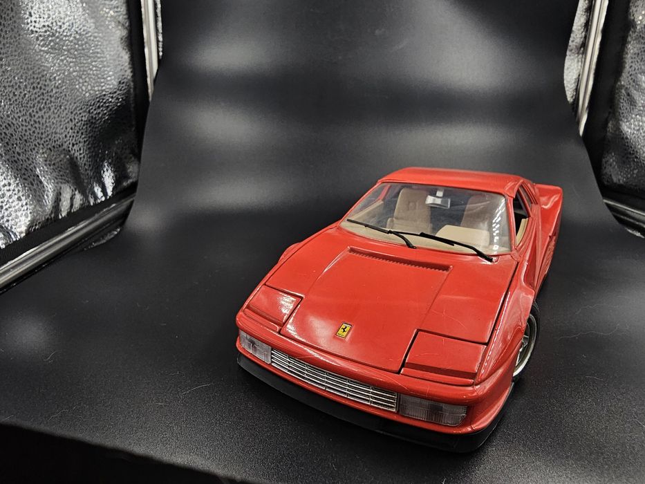 Ferrari Testarossa 1/18 модель