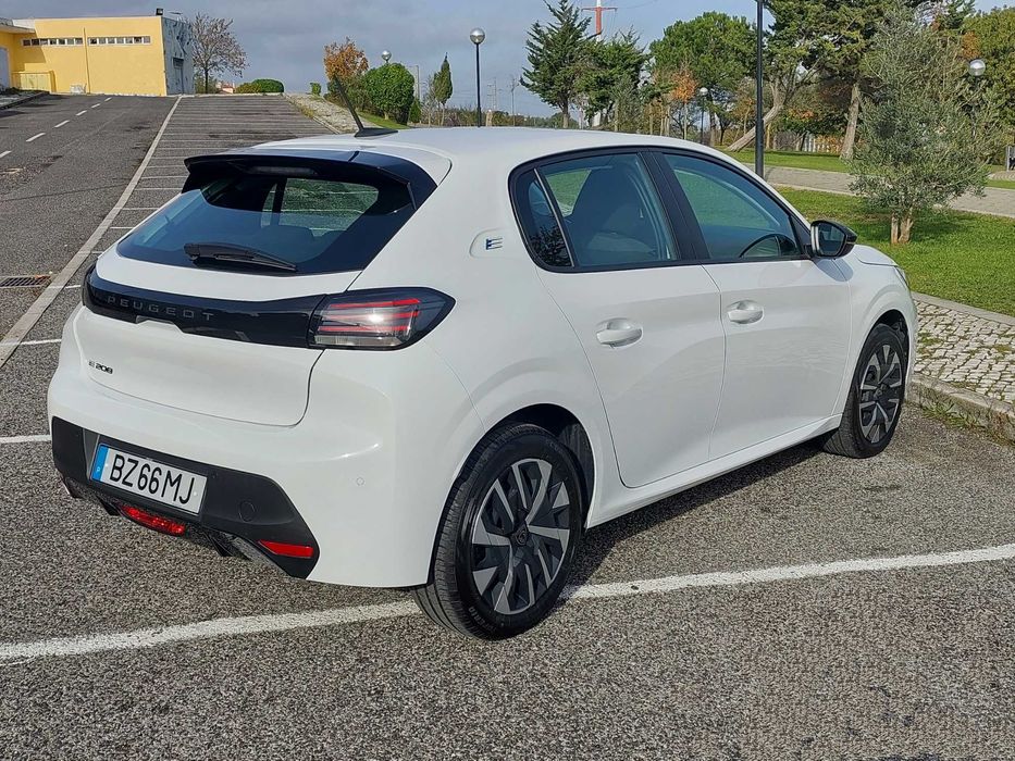 Peugeot e-208 C/Iva Dedutível
