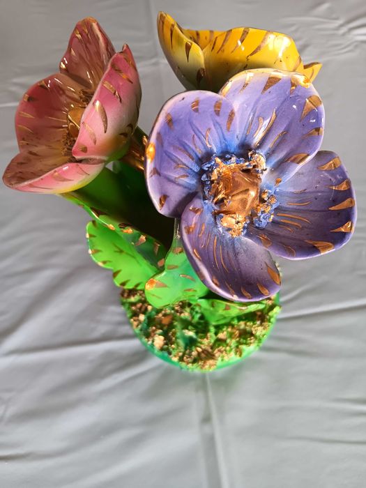 Centro de mesa em porcelana pintada à mão com fio de ouro ELPA anos 50