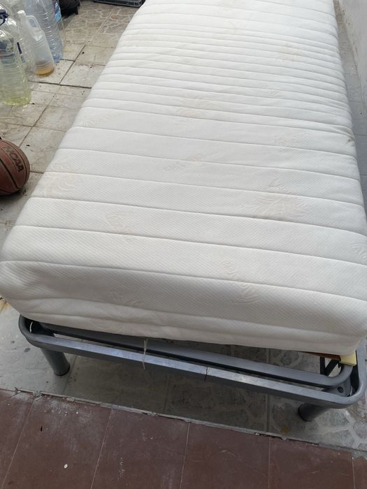 Estrado articulado elétrico com colchão