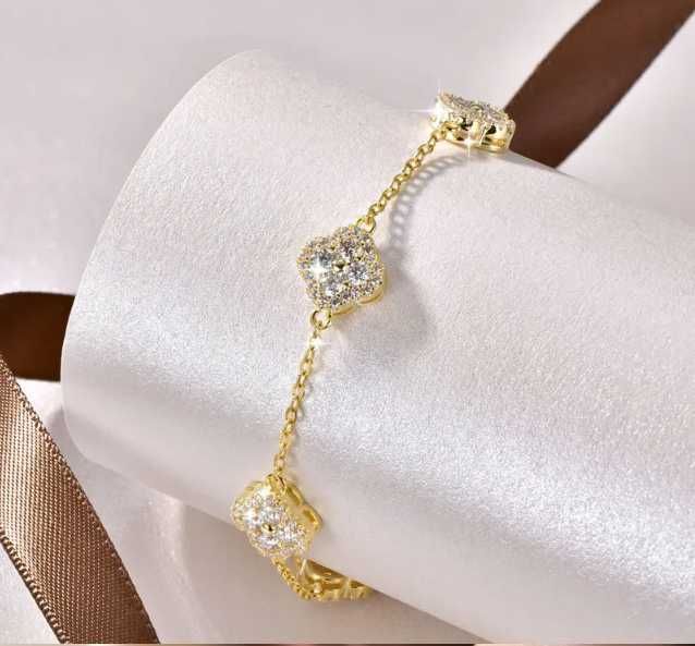 Муссаніт. Браслет Van Cleef  - 5 карат