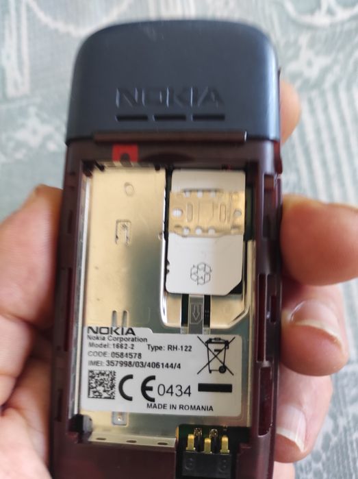 Vendo Nokia 1662-2 com carregador