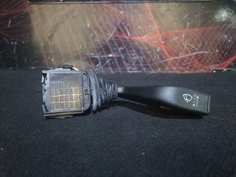 Manete Limpa Vidros Opel Zafira A Veículo Multiuso (T98)