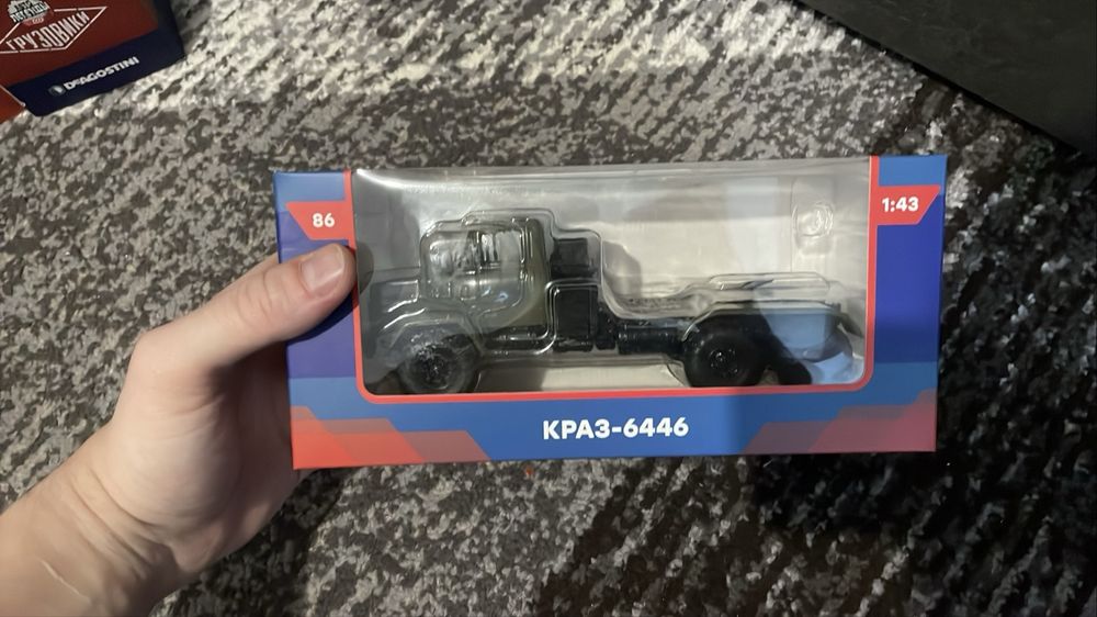 Продам Моделі Військові  1.43