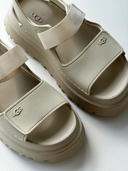 Босоніжки UGG goldenglow